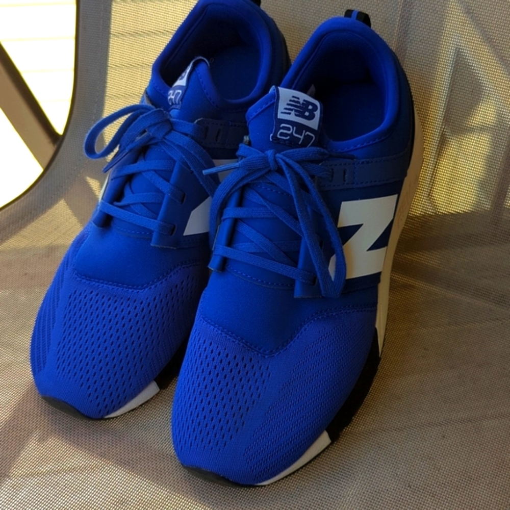 New Balance 247 Shoes